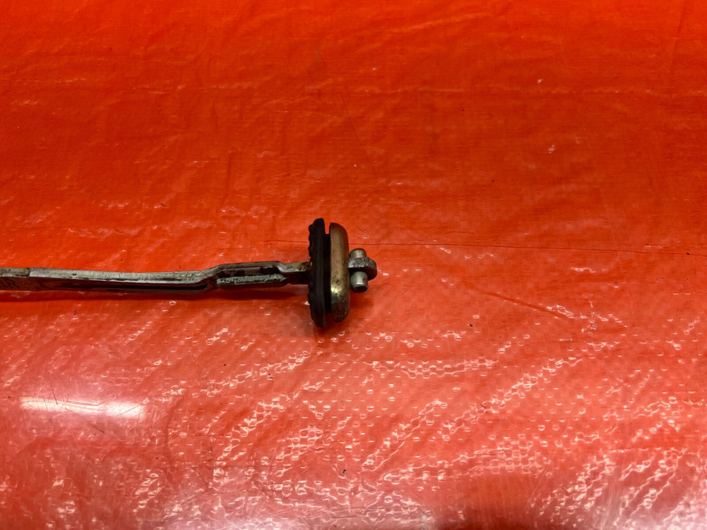 92 01 ACURA INTEGRA SEDAN LEFT / RIGHT REAR DOOR CHECKER HINGE ARM STOPPER 165 15