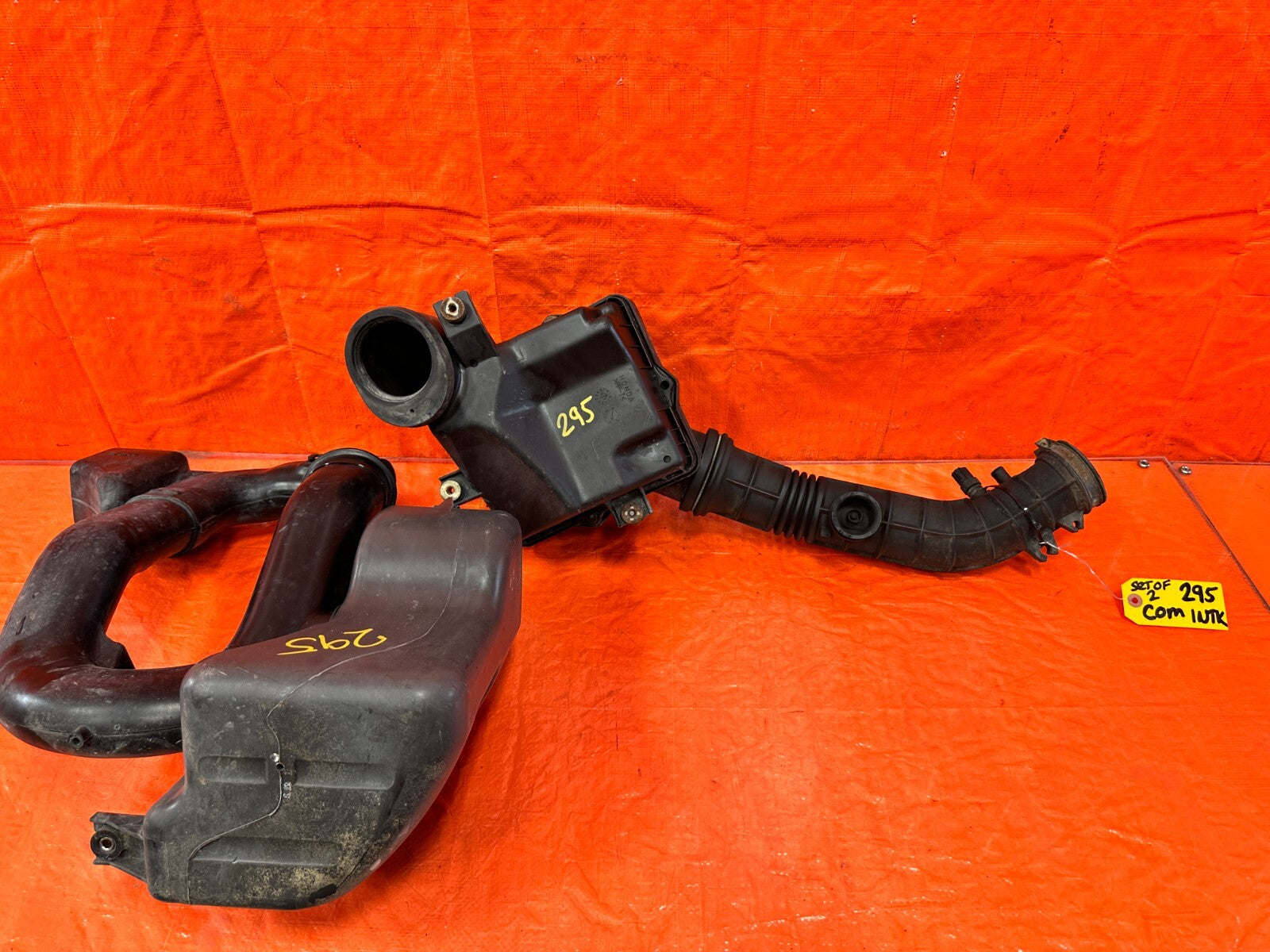 96 97 HONDA DEL SOL   D16Y8 FACTORY INTAKE AIR BOX W/ RESONATOR AND ARM OEM #2950