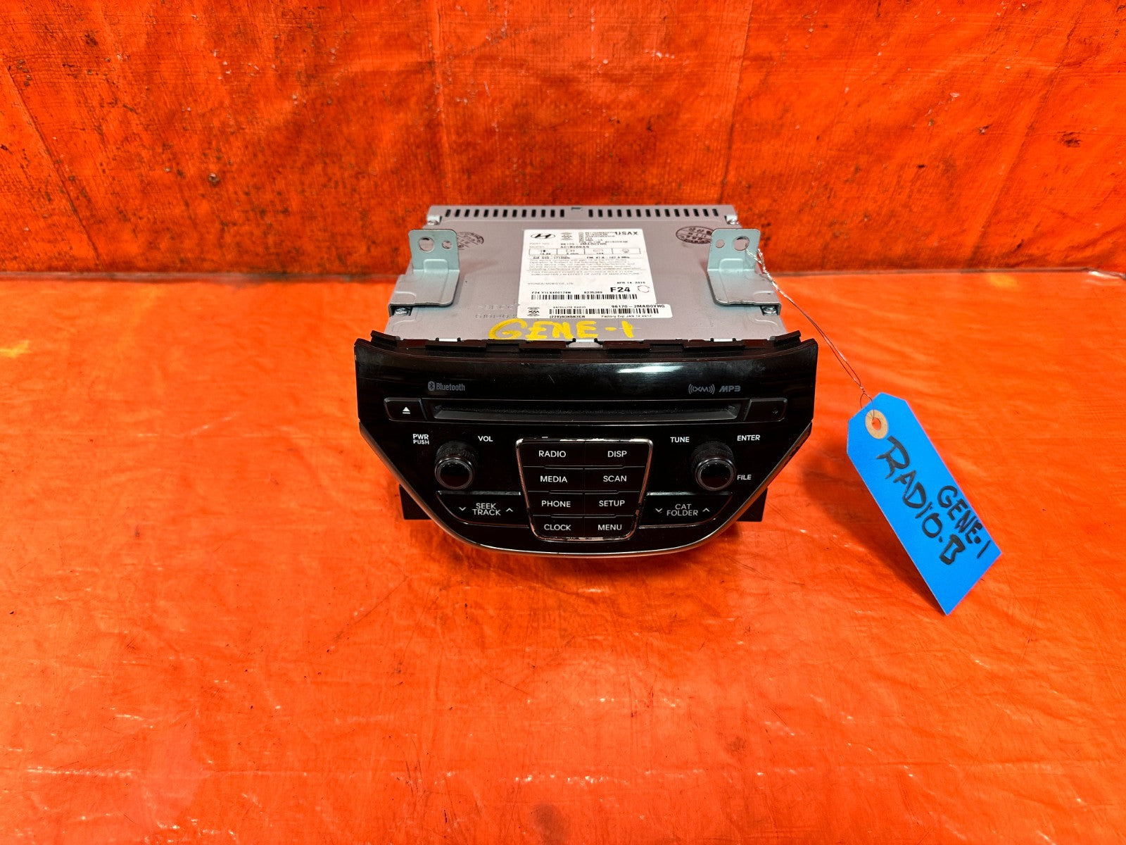 13 16 HYUNDAI GENESIS COUPE   AM FM RADIO STEREO CD PLAYER   96170 2MAD0YHG0