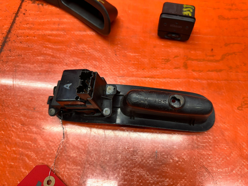 92 95 HONDA CIVIC EX   POWER WINDOW & MIRROR SWITCHES LEFT RIGHT   OEM #3335