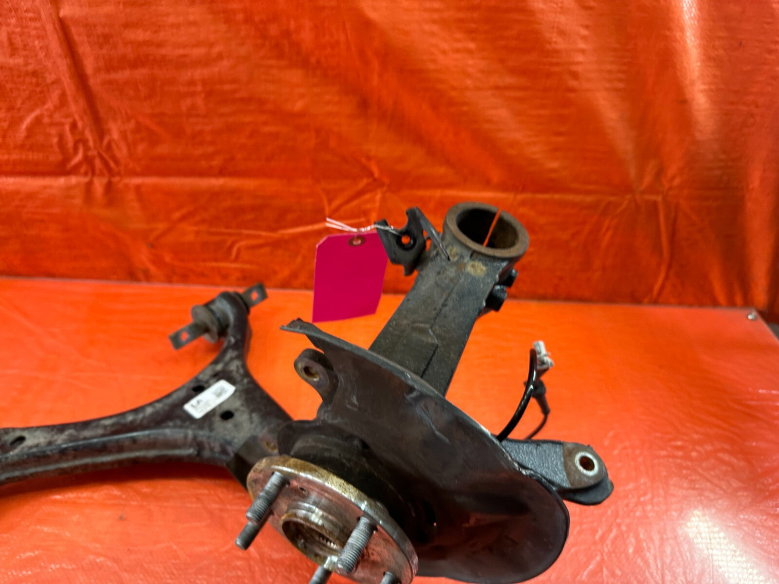 13 17 HONDA ACCORD SEDAN   LEFT FRONT SPINDLE KNUCKLE HUB W/ CONTROL ARM OEM 2413