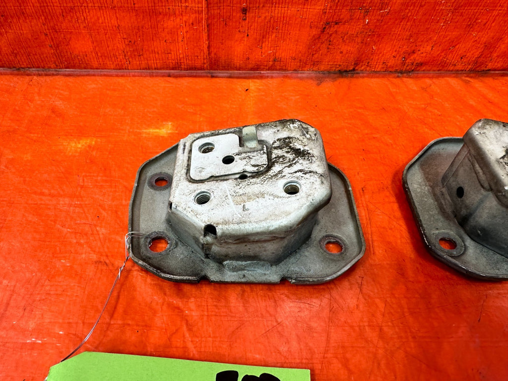 06 11 CIVIC 4D SEDAN   LEFT AND RIGHT   REAR   CRASH BAR CRASH BEAM BRACKETS OEM2