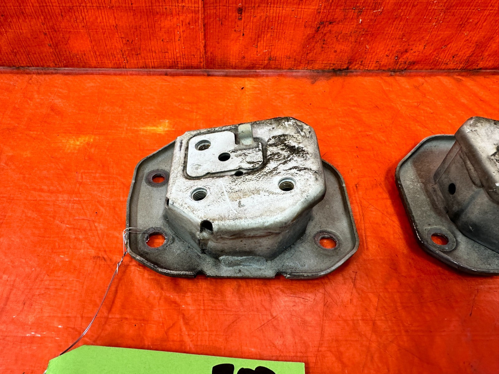 06 11 CIVIC 4D SEDAN   LEFT AND RIGHT   REAR   CRASH BAR CRASH BEAM BRACKETS OEM2