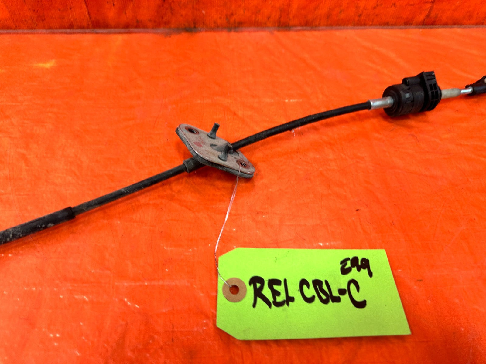10 13 HYUNDAI GENESIS COUPE 3.8L   AUTOMATIC / AUTO   SHIFTER CONTROL WIRE CABLE3