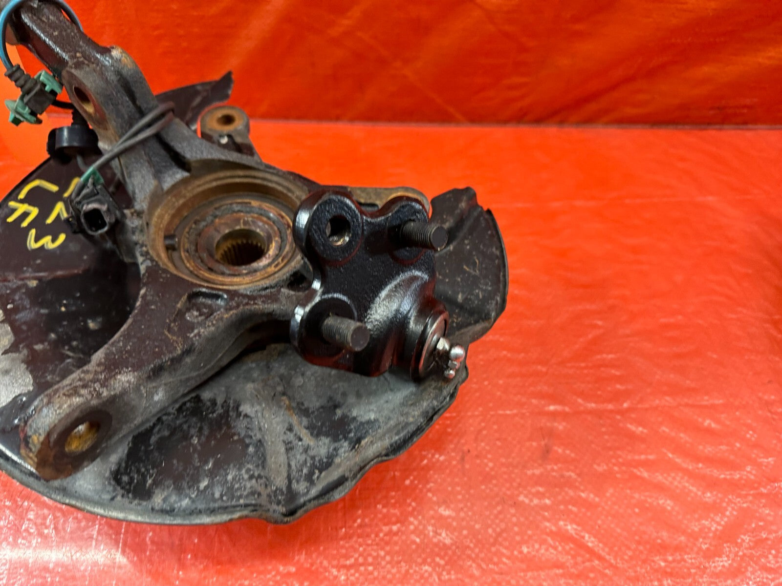 06 11 HONDA CIVIC SI   DRIVER LEFT FRONT SPINDLE KNUCKLE HUB 36MM   OEM OE #2237