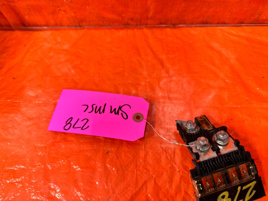 08 13 INFINITI G37 NEGATIVE BATTERY TERMINAL FUSE BLOCK FUSE FUSIBLE LINK HOLDER3