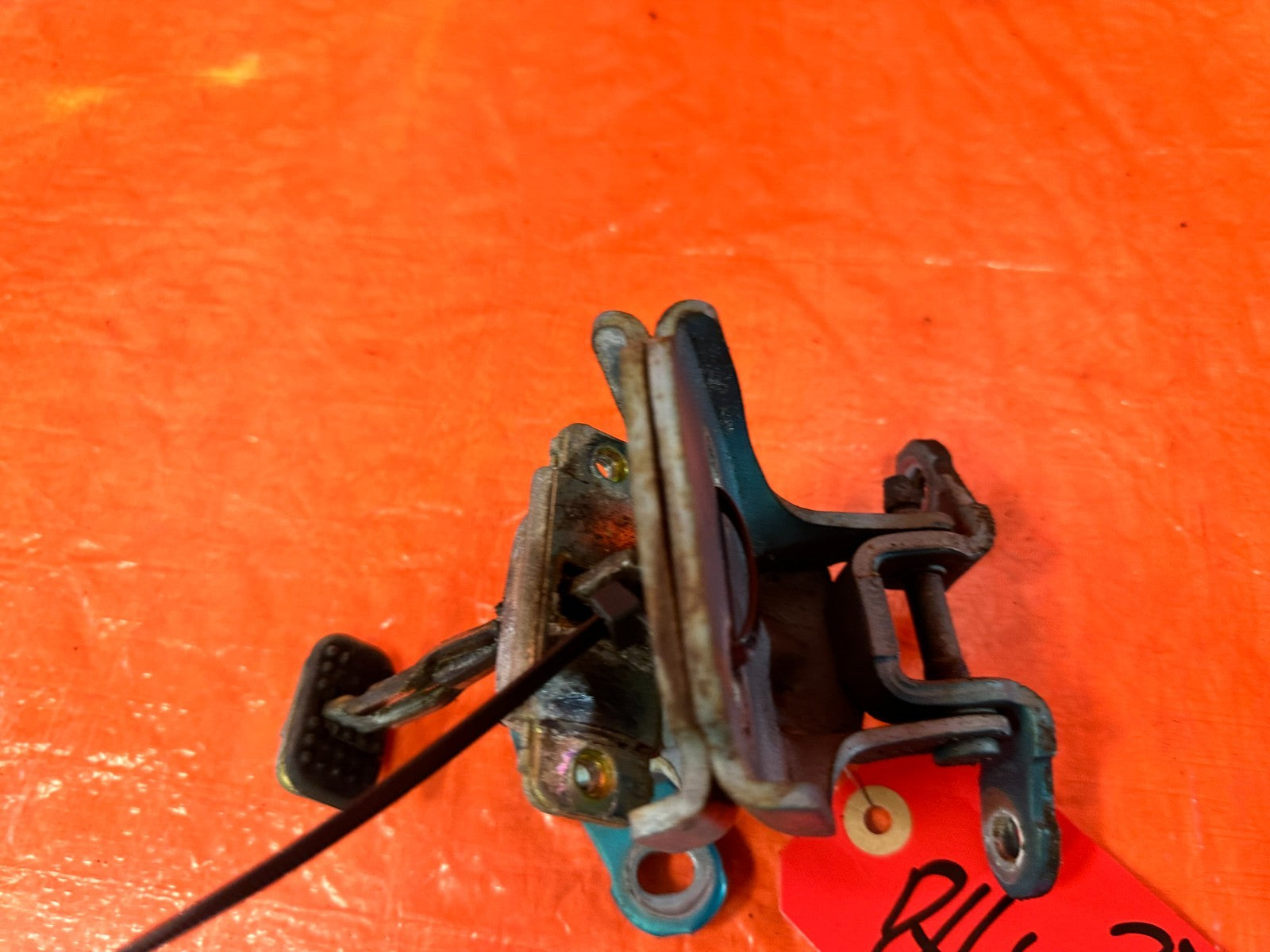 92 95 HONDA CIVIC COUPE   PASSENGER RIGHT FRONT DOOR HINGE SET UPPER LOWER 3274