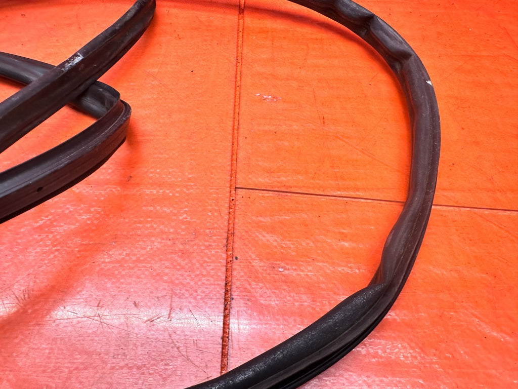 97 01 HONDA PRELUDE 2.2L DRIVER LEFT FRONT DOOR WEATHERSTRIP RUBBER SEAL OEM #335