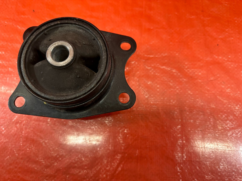 00 05 HONDA S2000   DIFFERENTIAL CARRIER PUMPKIN   RIGHT RUBBER MOUNT   OEM #2251