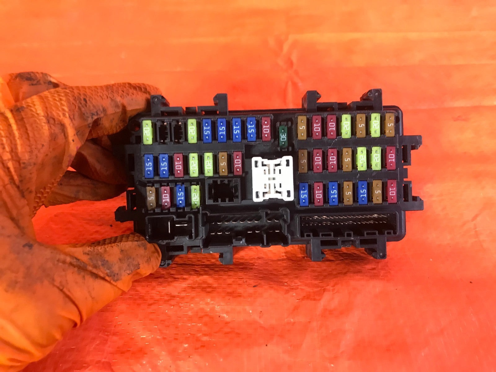 OEM 2017 17 INFINITI Q60 AWD 3.0L VR30DDTT   INTERIOR CABIN DASHBOARD FUSE BOX0