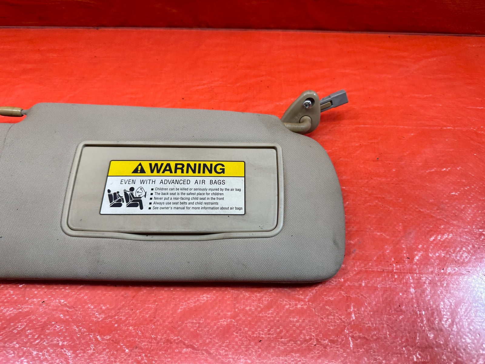 04 05 ACURA TSX   SUN VISOR   PASSENGER RIGHT SIDE   TAN COLOR   OEM #19611