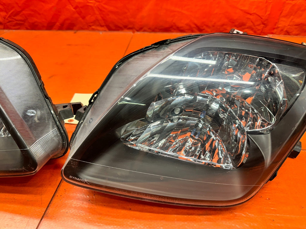 97 01 HONDA PRELUDE 2.2L BLACK HOUSING AFTERMARKET LEFT RIGHT HEADLIGHTS #3368