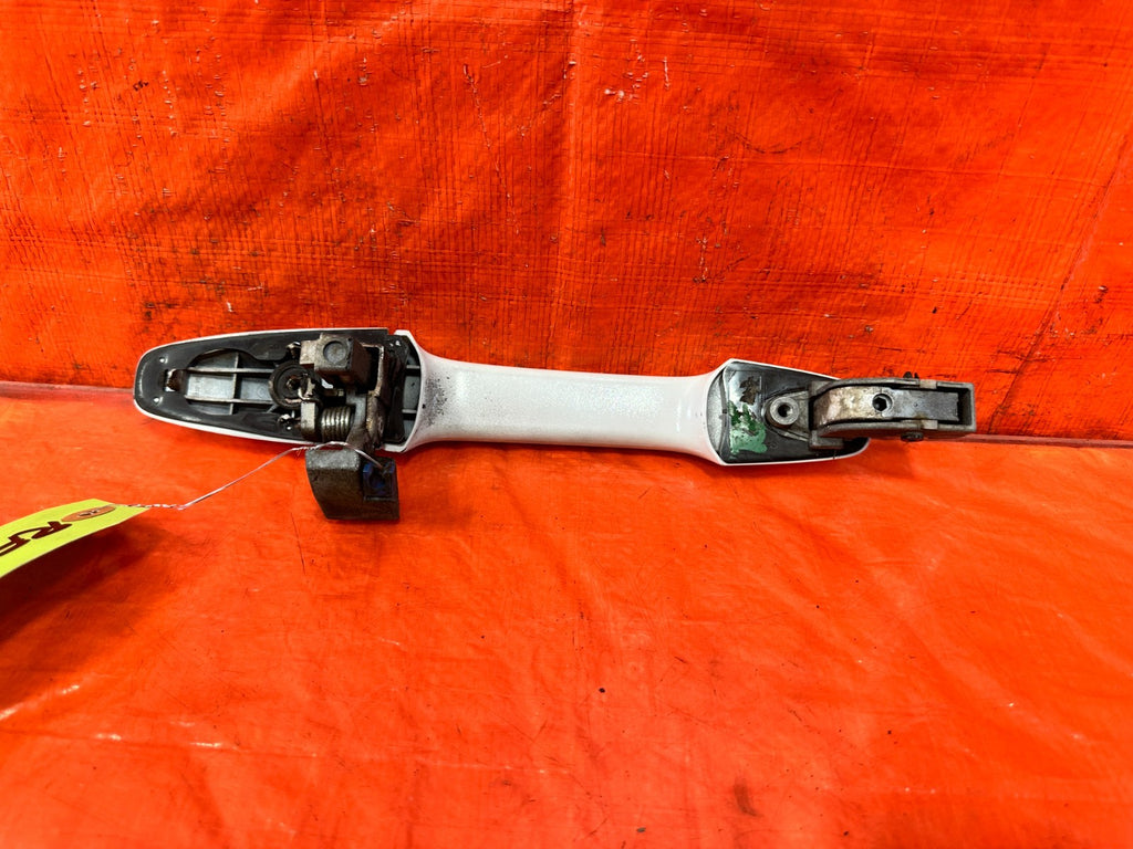 06 11 HONDA CIVIC SEDAN 4D   PASSENGER RIGHT FRONT EXTERIOR DOOR HANDLE OEM 3003
