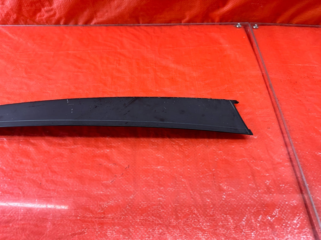 95 98 HONDA ODYSSEY   DRIVER LEFT FRONT DOOR SASH TRIM   OEM FACTORY #19310