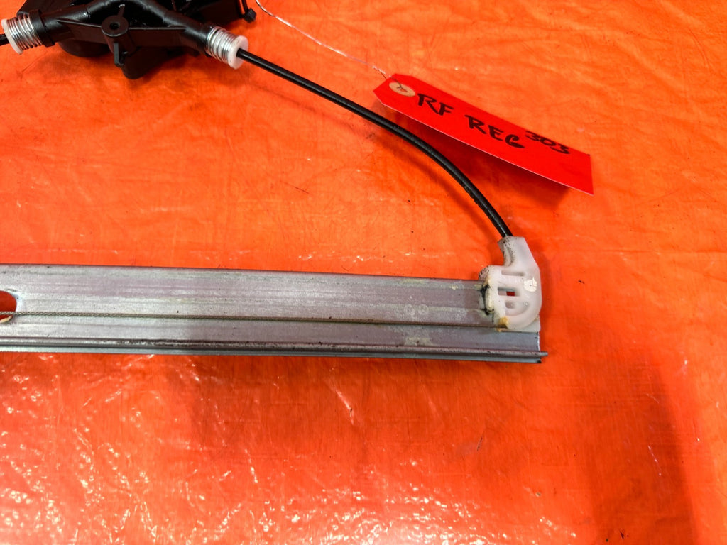 09 11 MAZDA RX8 RX 8   PASSENGER RIGHT FRONT WINDOW REGULATOR   OEM #3036