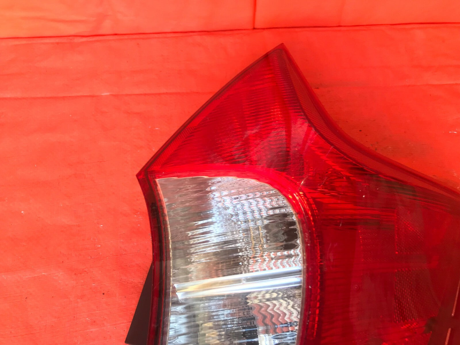 OEM 2015 2016 2017 NISSAN VERSA   HATCHBACK   PASSENGER RIGHT TAIL LIGHT LAMP 173
