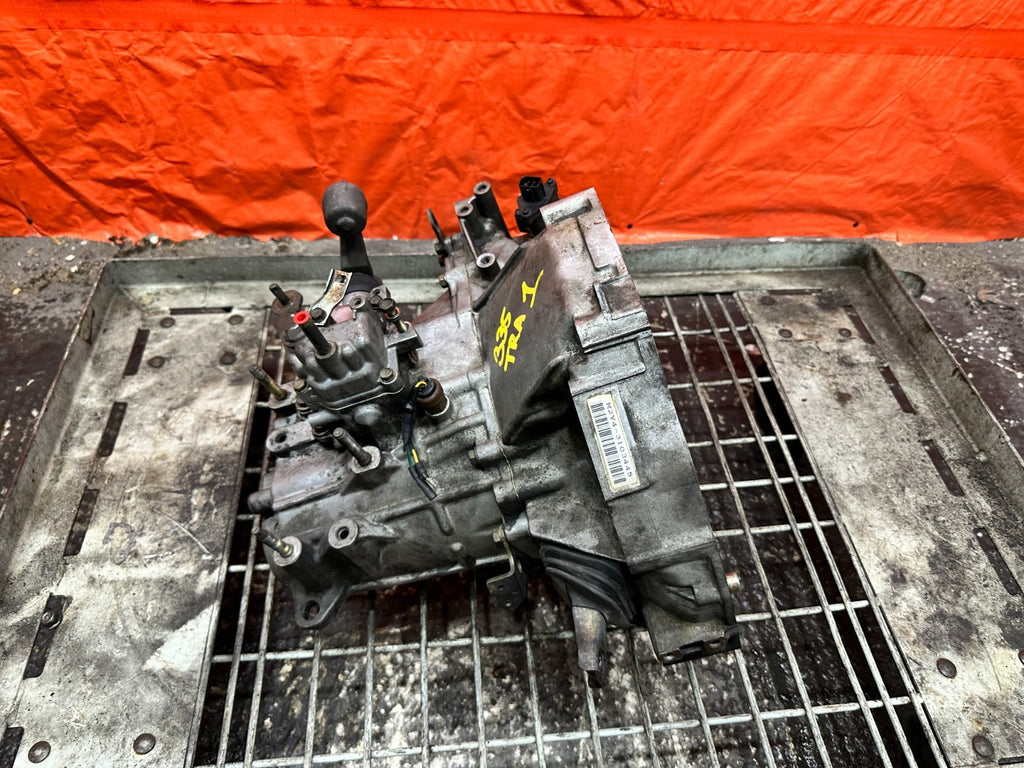 97 01 HONDA PRELUDE 2.2L MT 5 SPEED MANUAL TRANSMISSION GEAR BOX H22A4 OEM #3355