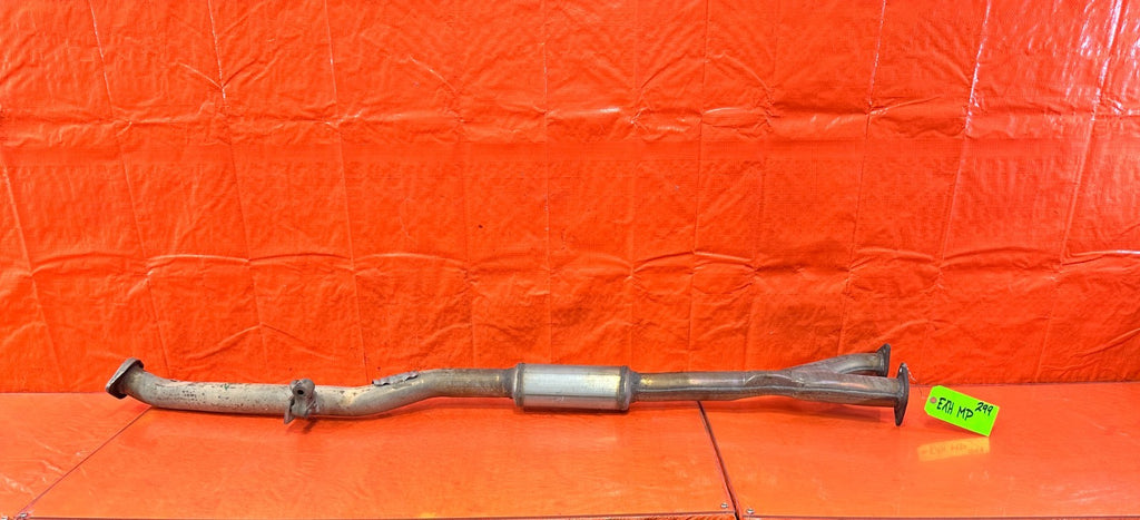 13 16 HYUNDAI GENESIS COUPE 3.8L   CENTER EXHUAST MID PIPE W/ RESONATORS OEM 2990