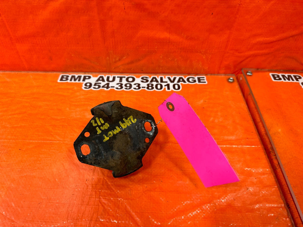 95 04 TOYOTA TACOMA   4 CYL 2.4L & 2.7L   ENGINE MOUNT MOTOR MOUNT OEM #2497