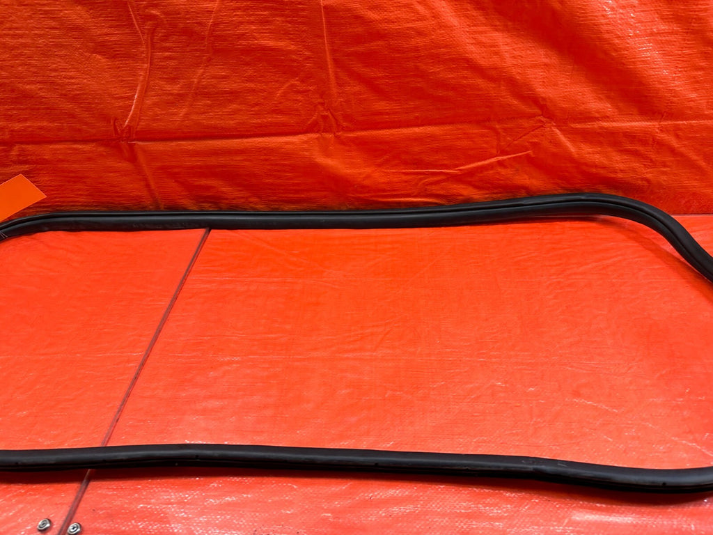 LANCER EVOLUTION X EVO 10 CHASSIS TO DOOR OPEN TRIM WEATHER STRIP LEFT REAR 2176