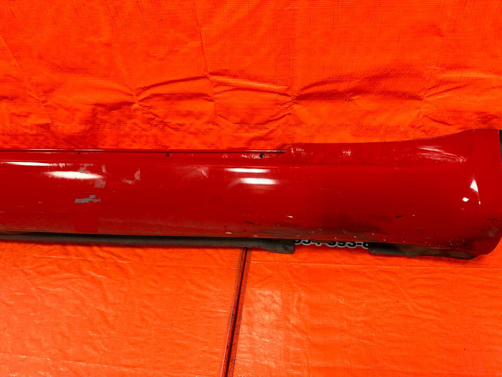 02 05 LEXUS SC430   SIDE SKIRT ROCKER MOLDING TRIM   RIGHT SIDE   RED OEM 2616