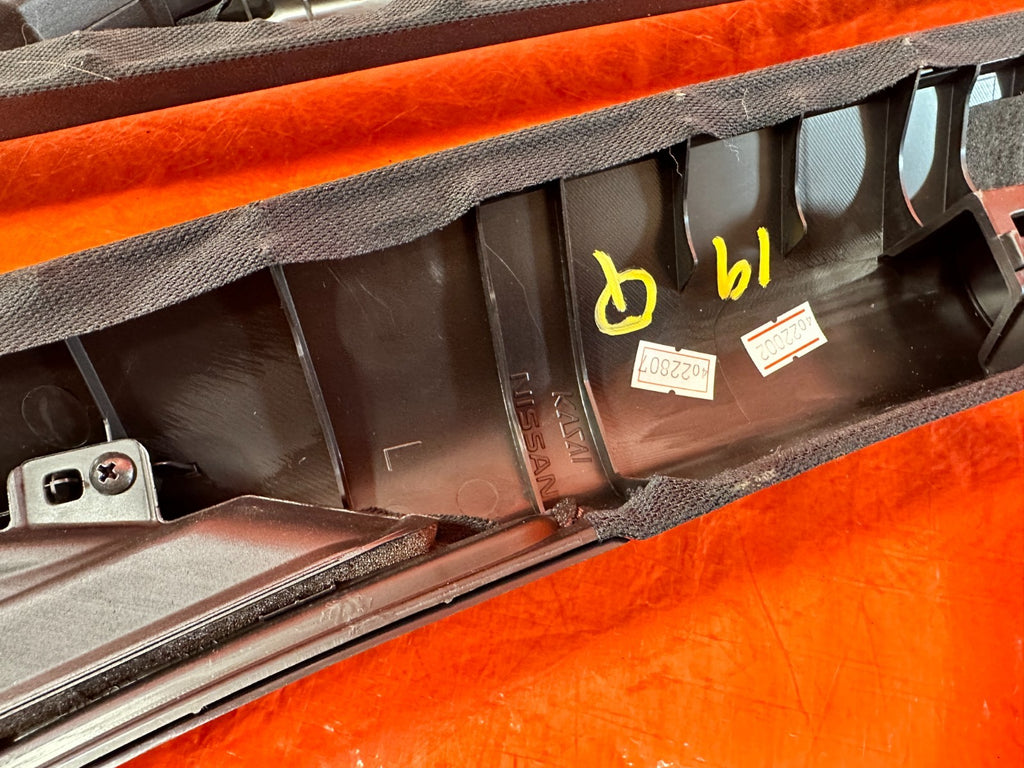 14 24 INFINITI Q50   BLACK A PILLARS   LEFT AND RIGHT SIDE   OEM FACTORY OE #19Q7