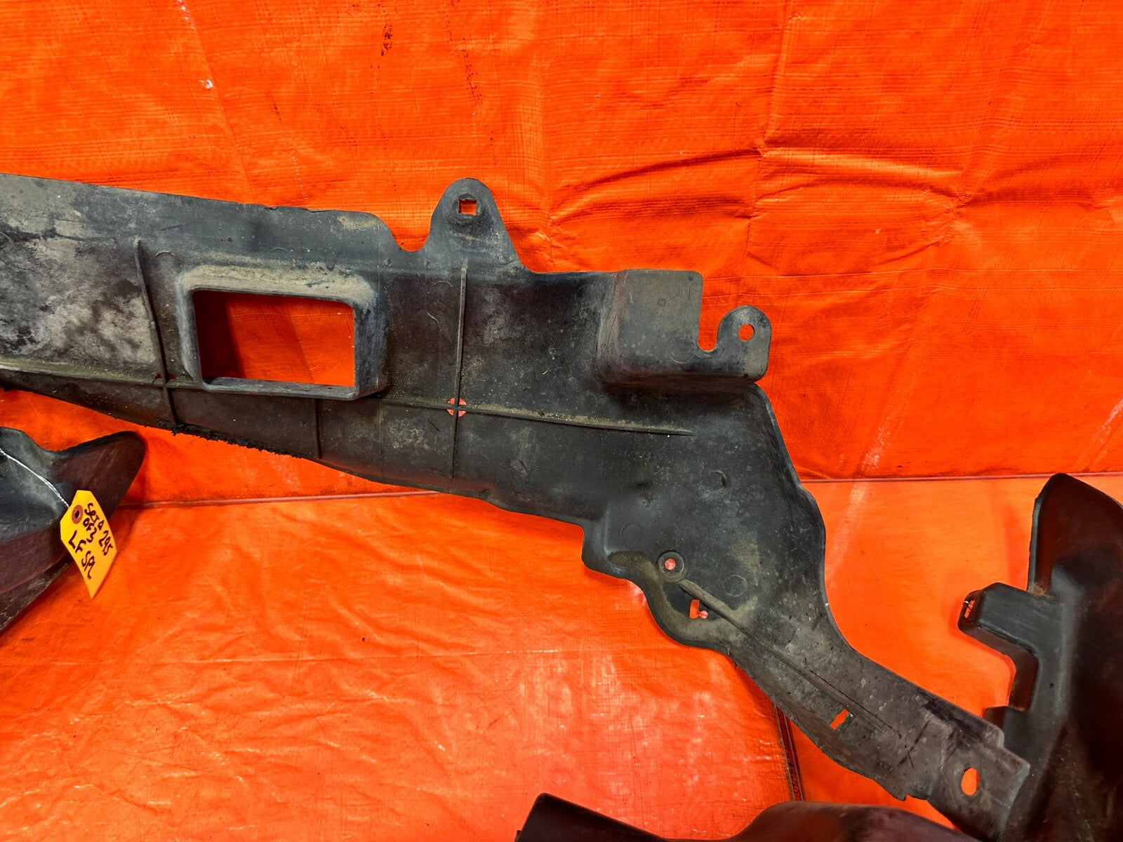 93 97 HONDA DEL SOL   FRONT LEFT RIGHT CENTER   FENDER LINER SPLASH SHIELD OEM13