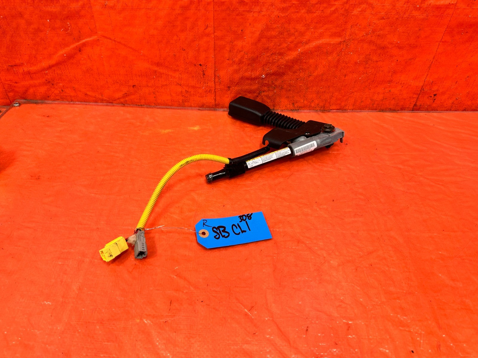 02 05 HONDA CIVIC SI EP3 HATCH RIGHT FRONT SEAT BELT BUCKLE CLIP OEM #3080