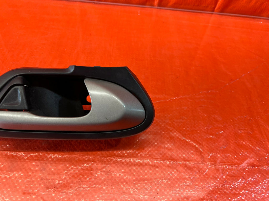 06 11 HONDA CIVIC SI COUPE PASSENGER RIGHT FRONT INTERIOR DOOR LOCK HANDLE OEM 5