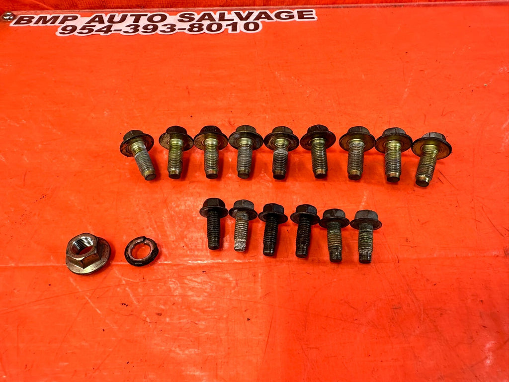 03 09 NISSAN 350Z   REAR SUBFRAME BRACE BRACKET BOLTS NUTS HARDWARE   OEM #2624