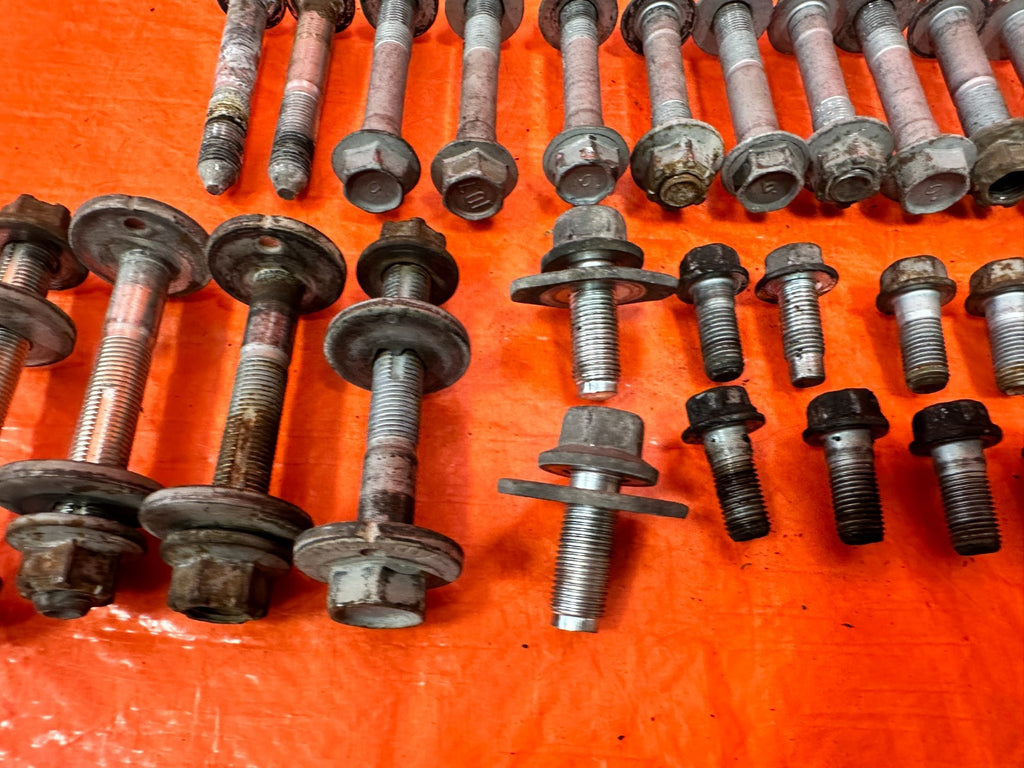 08 15 INFINITI G37 Q60   REAR TRAILING ARM CASTER CAMBER BOLTS HARDWARE OEM 3206