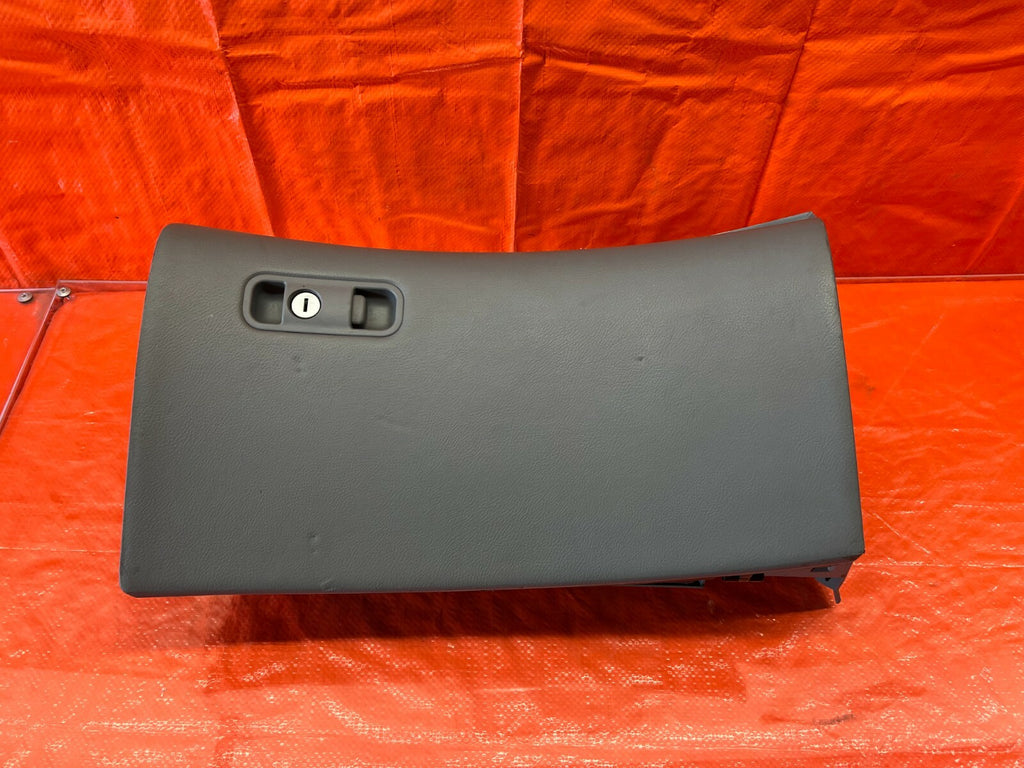 05 06 ACURA TL   GLOVE BOX ASSEMBLY   GRAY COLOR   OEM FACTORY #107 0