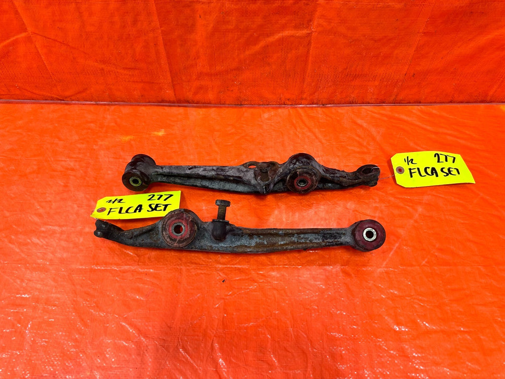 88 91 HONDA CRX   FRONT LOWER CONTROL ARM SET   LEFT & RIGHT ARMS    OEM #2770