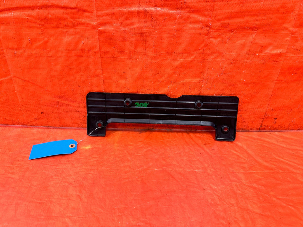 02 05 HONDA CIVIC SI EP3 HATCHBACK   IGNITION COIL PACK COVER TRIM PLASTIC #3082