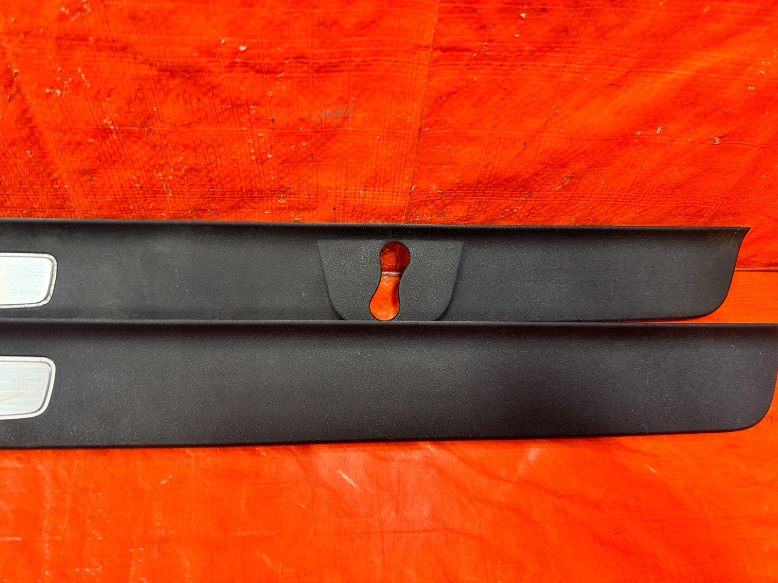 09 11 MAZDA RX8 RX 8   LEFT AND RIGHT FLOOR PILLARS SCUFF PLATE SET   OEM 303 14