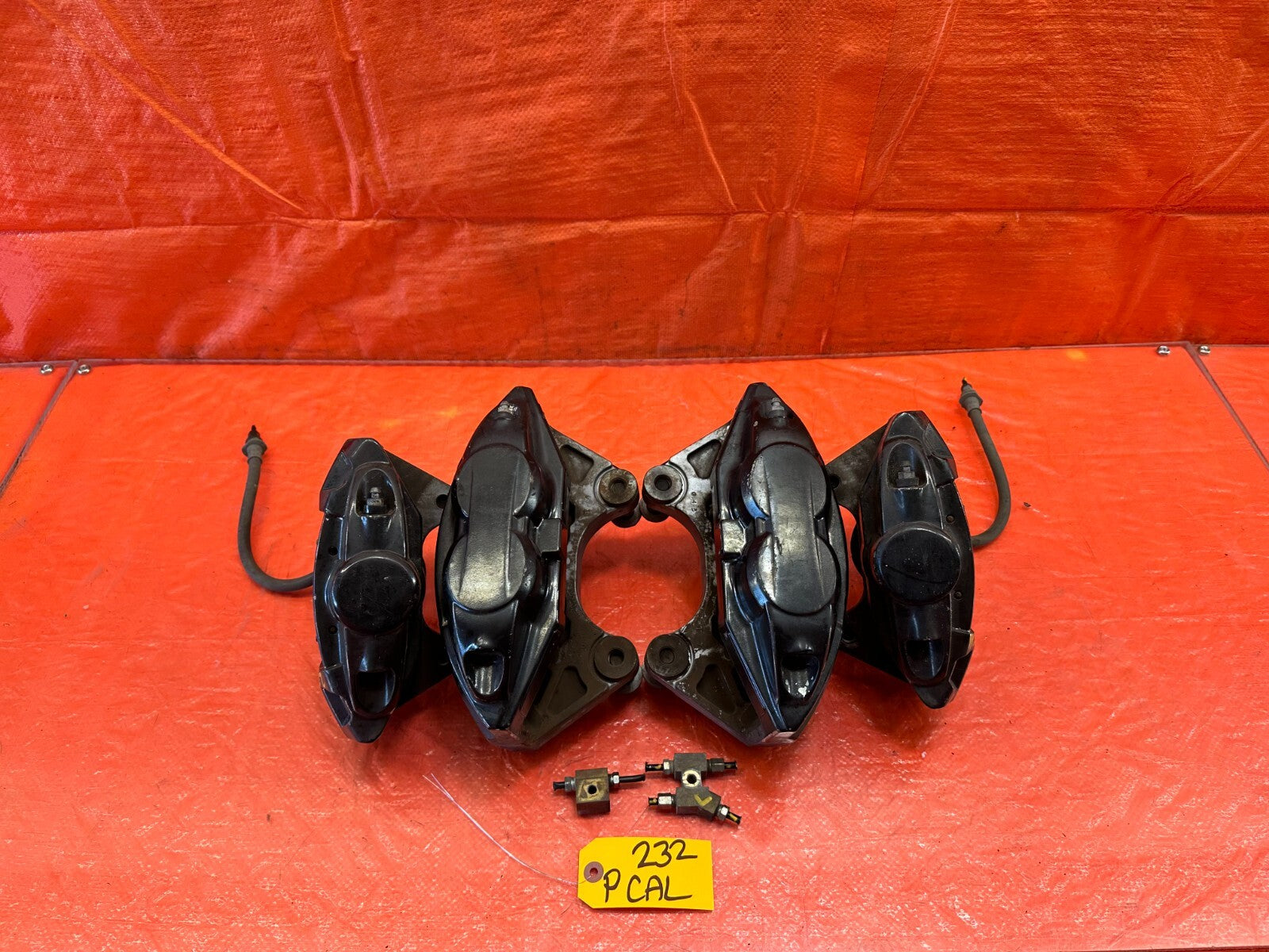 08 15 INFINITI G37 & Q60 SPORT   AKEBONO   BRAKE CALIPERS LEFT & RIGHT   OEM 2320