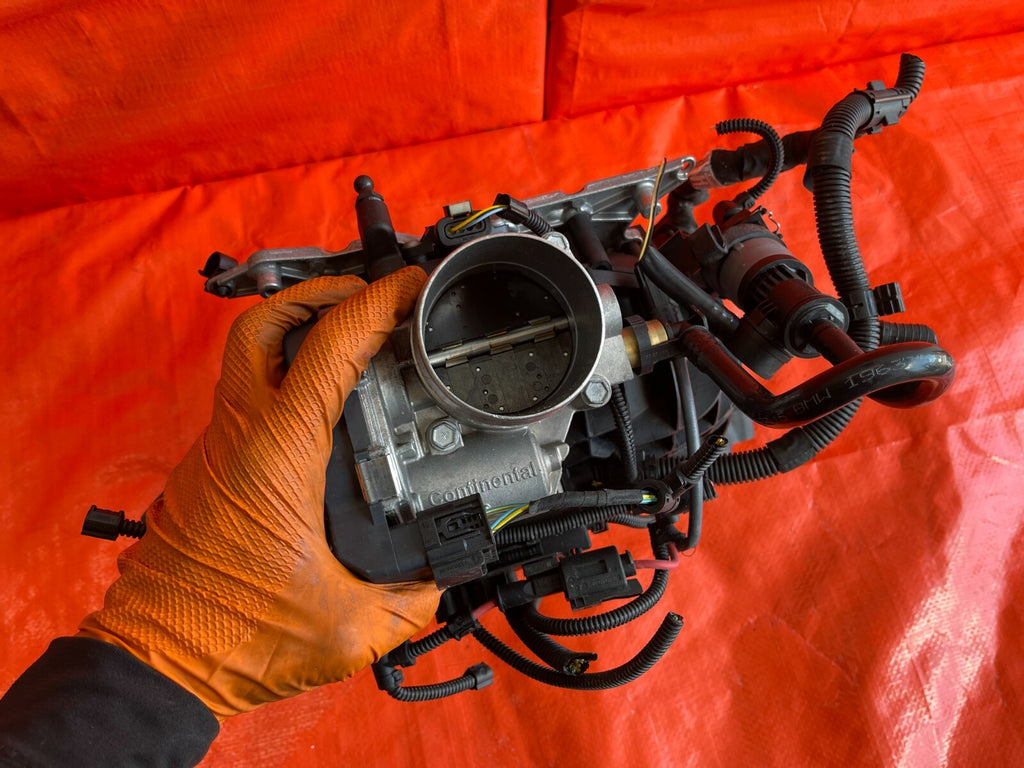 13 18 BMW 320i   BASE   2.0L TURBO   INTAKE MANIFOLD W/ THROTTLE BODY & SENSORS8
