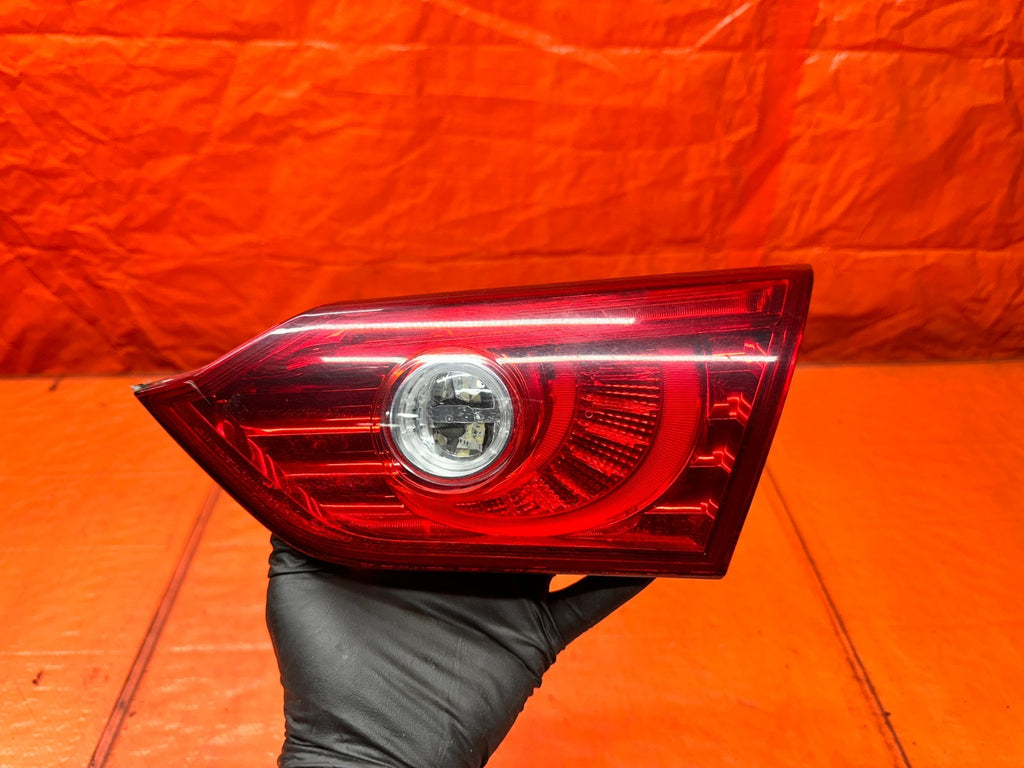14-17 INFINITI Q50 4D 3.7L 3.0T RIGHT INNER TRUNK MOUNTED TAIL LIGHT OEM #Q500