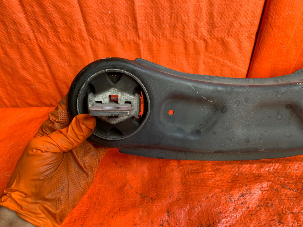 OEM 2015 15 MERCEDES BENZ CLA 250 4MATIC   DRIVER LEFT REAR TRAILING ARM5