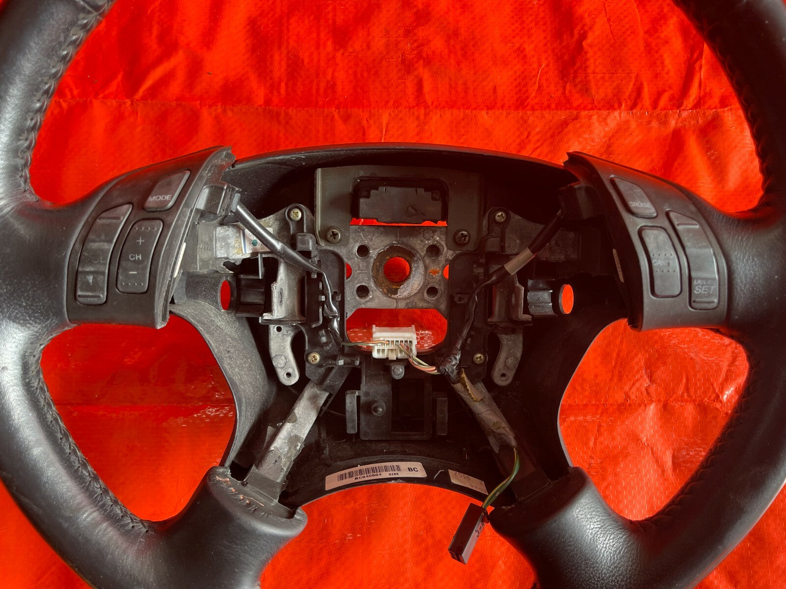 03 05 HONDA ACCORD   4D SEDAN V6 MODEL ONLY   BLACK LEATHER STEERING WHEEL   OEM9