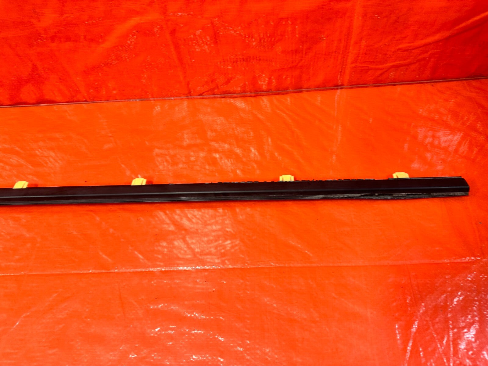 12 15 HONDA CIVIC SI 2D COUPE PASSENGER RIGHT FRONT EXTERIOR GLASS TRIM OEM 2695