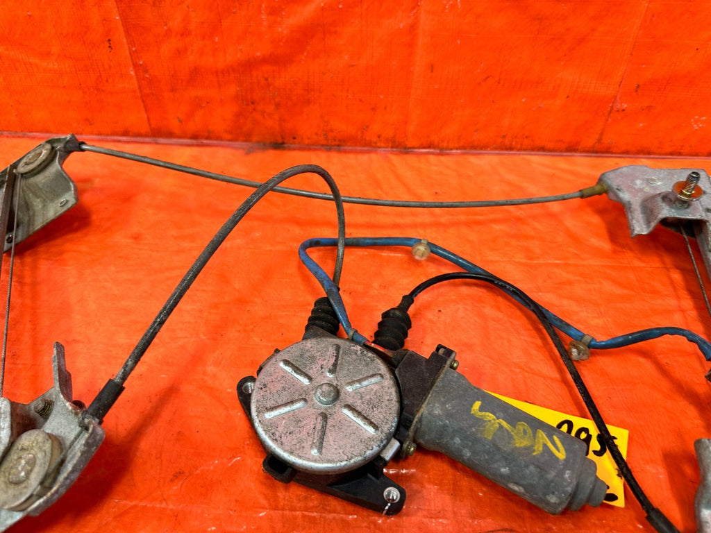 93 97 HONDA DEL SOL   REAR GLASS WINDSHIELD WINDOW REGULATOR W/ MOTOR   OEM #2958