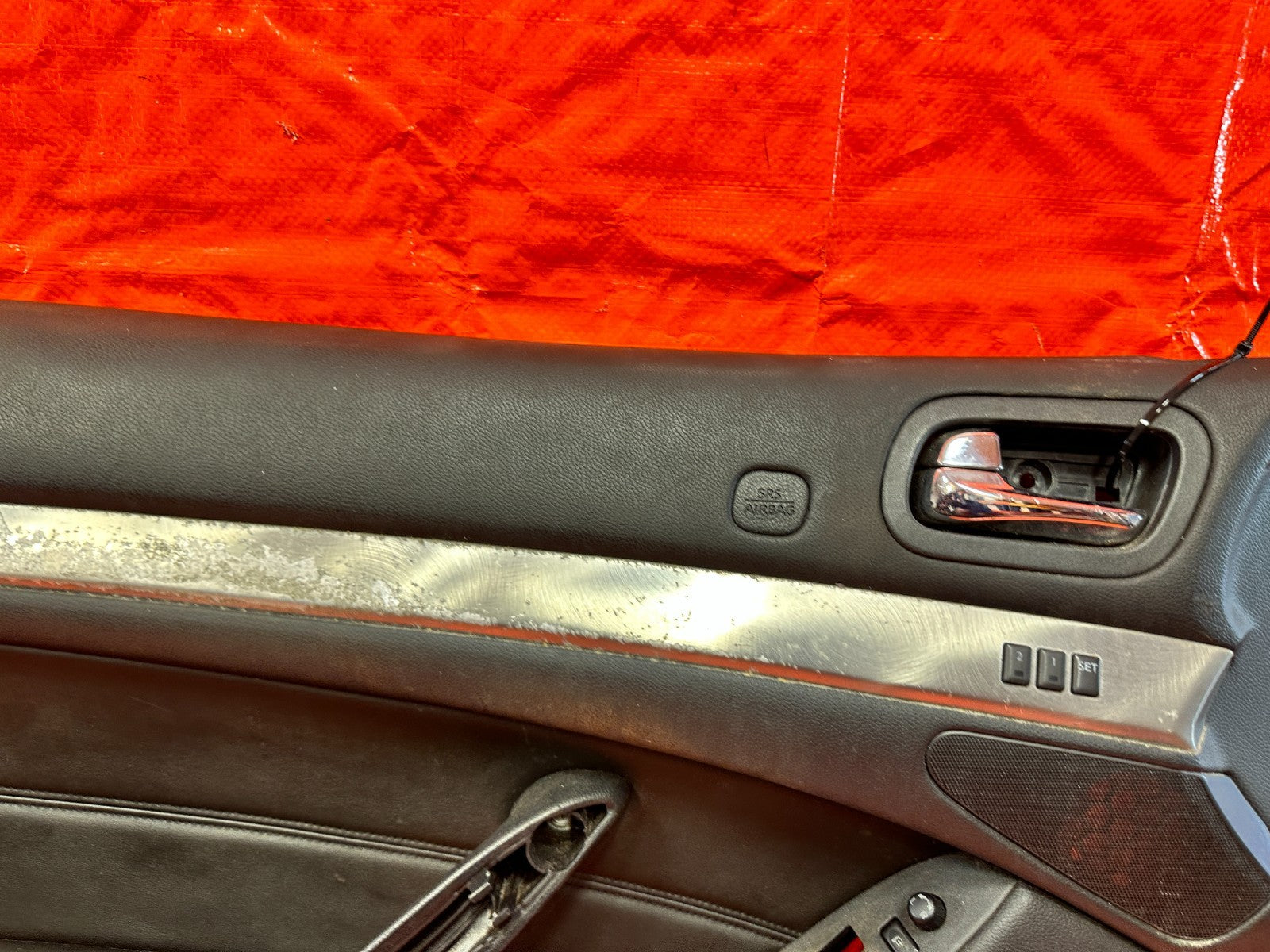 09 15 INFINITI G37 CONVERTIBLE DRIVER LEFT   DOOR PANEL / DOOR CARD / DOOR LINER4