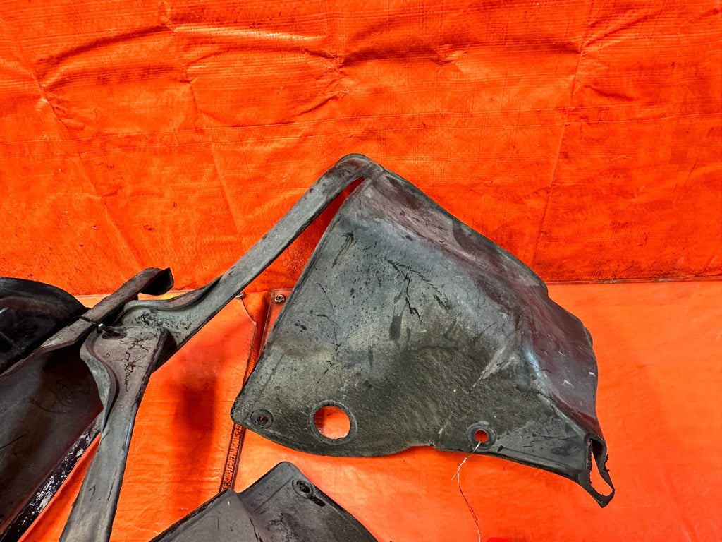 90 91 HONDA CIVIC HATCHBACK FENDER LINERS LEFT AND RIGHT OEM FACTORY 3256