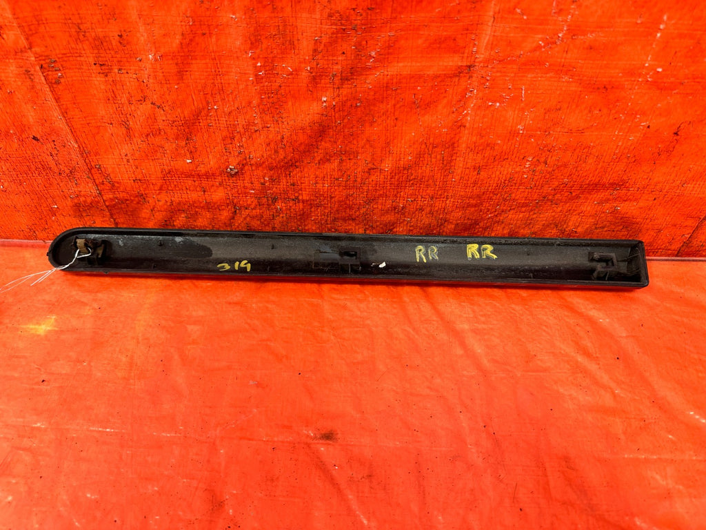 96 00 HONDA CIVIC COUPE   RIGHT REAR 1/4 PANEL MOLDING TRIM QUARTER OEM 3191