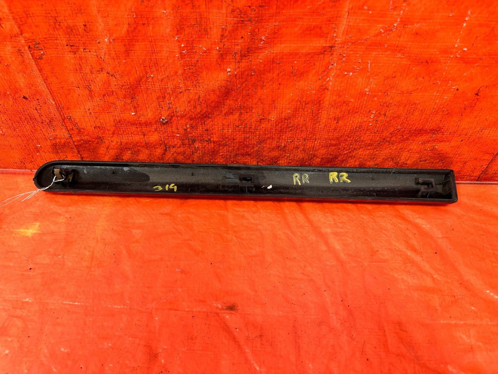 96 00 HONDA CIVIC COUPE   RIGHT REAR 1/4 PANEL MOLDING TRIM QUARTER OEM 3191