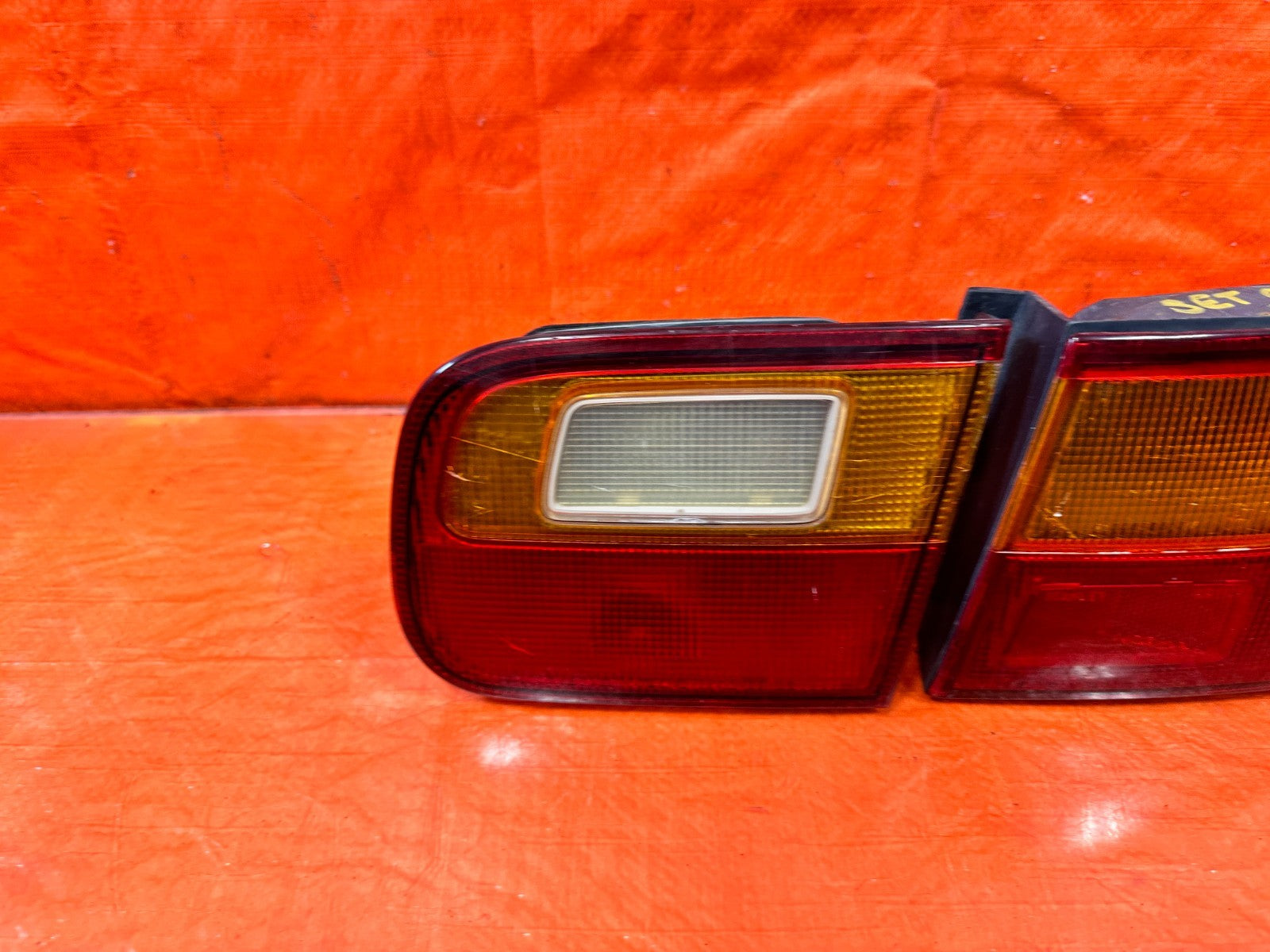 92 95 HONDA CIVIC   2D COUPE   RIGHT   INNER AND OUTER TAIL LIGHT LAMP   OEM 3276