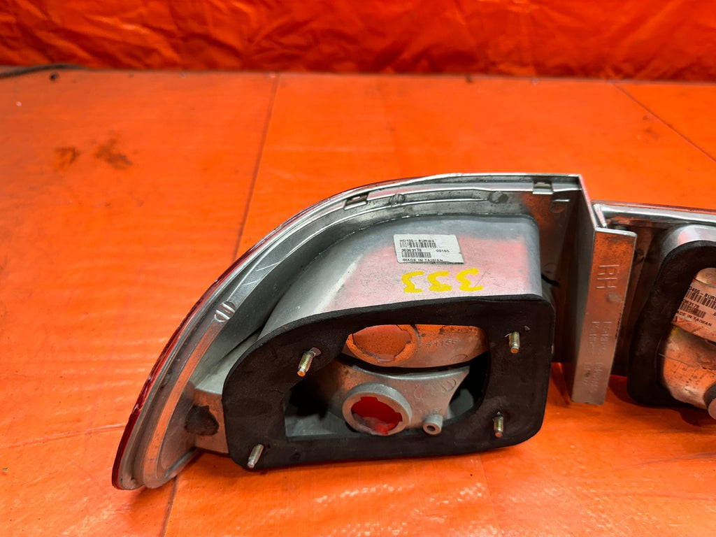 92 95 HONDA CIVIC 2D COUPE   50/50 RED CLEAR TAIL LIGHTS LAMP SET   OEM #33315