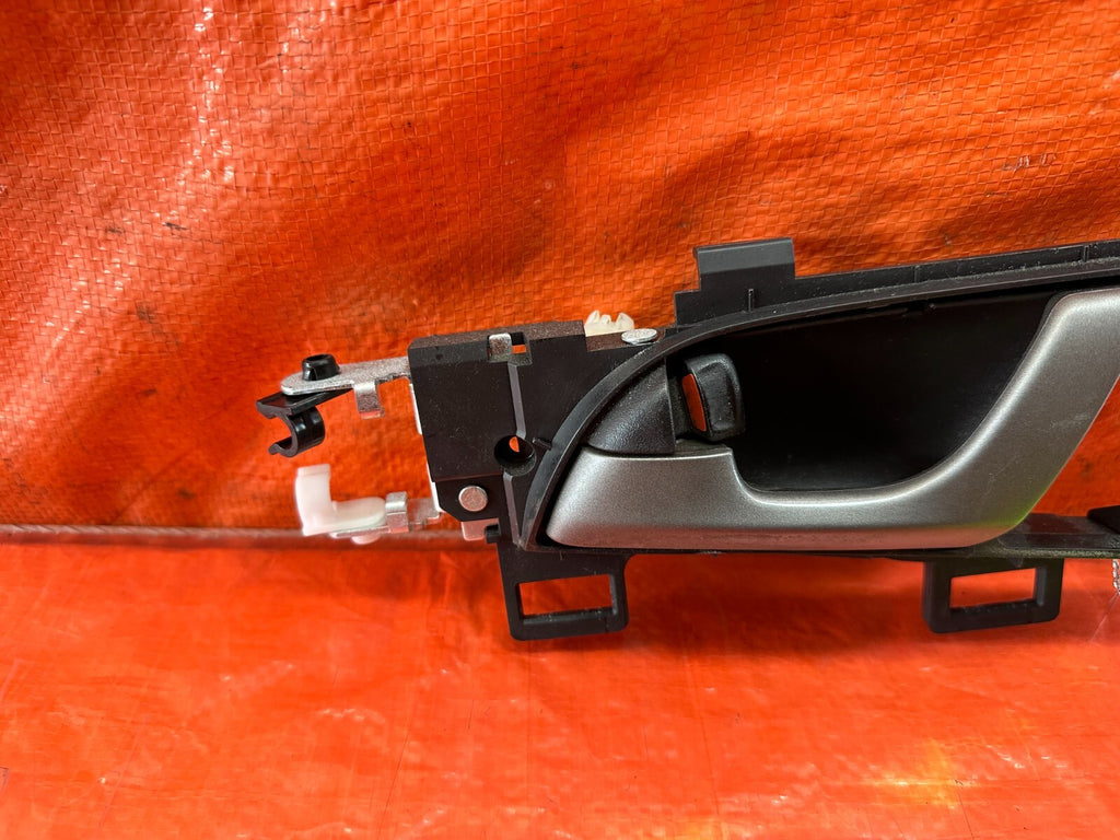 09 10 ACURA TSX   DRIVER LEFT FRONT INTERIOR DOOR HANDLE   OEM FACTORY #2333
