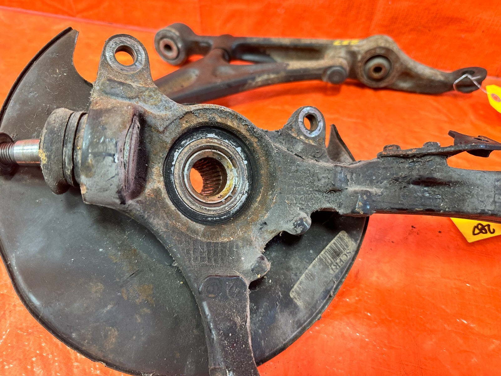 96 00 HONDA CIVIC DX CX LX HX PASSENGER RIGHT FRONT SPINDLE KNUCKLE HUB OEM #28716